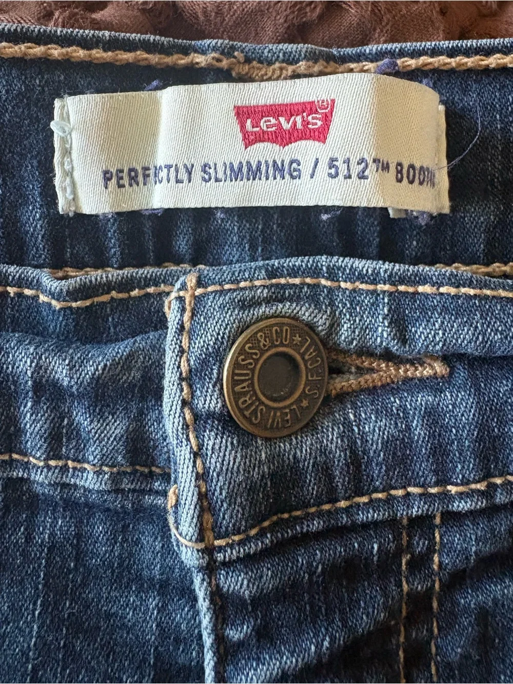Levi’s 512 Perfectly Slimming Bootcut Jeans Women’s 14M Dark Wash Stretch - Picture 3 of 7
